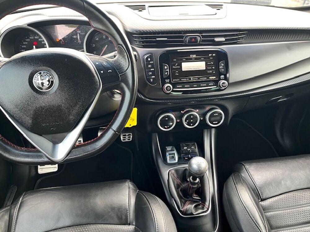 Giulietta 1.4 MultiAir 150ch S/S Lusso 5 portes (avril 2016) (co2 127 2016 occasion 47200 Saint-Pardoux-du-Breuil