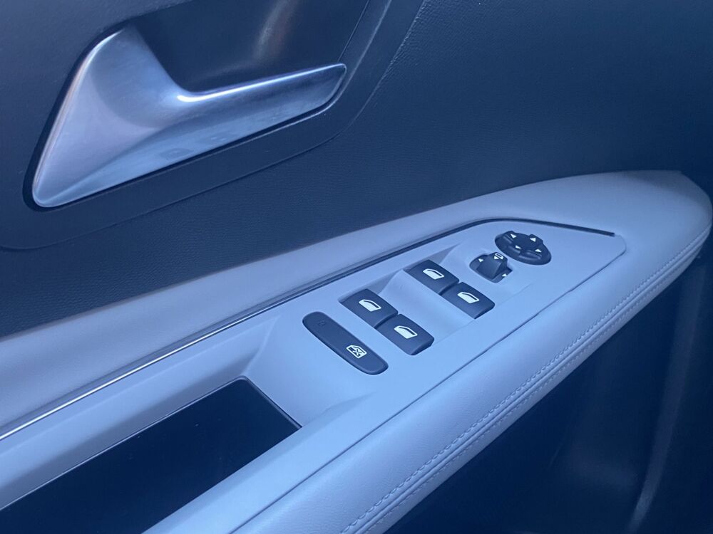 3008 BlueHDi 130 S&S EAT8 ALLURE BUSINESS 2020 occasion 30260 Quissac