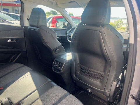 3008 BlueHDi 130 S&S EAT8 ALLURE 2019 occasion 47200 Saint-Pardoux-du-Breuil