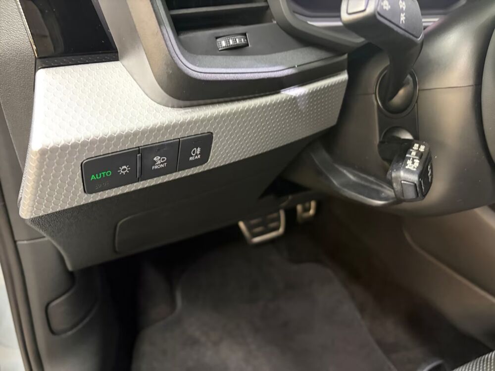 A1 40 TFSI S Line 207 ch Pack Noir CarPlay M&eacute;plat Autres mod&egrave;le 2023 occasion 69007 Lyon
