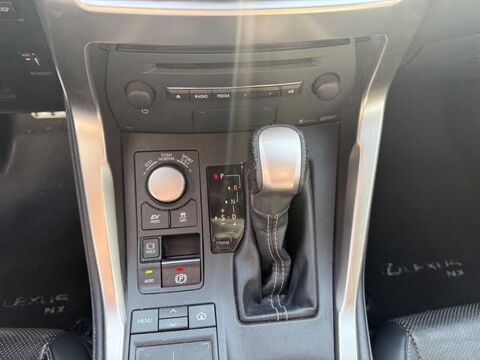 NX 2.5 300H F SPORT 4WD AUTO 2014 occasion 19360 Malemort-sur-Corr&egrave;ze