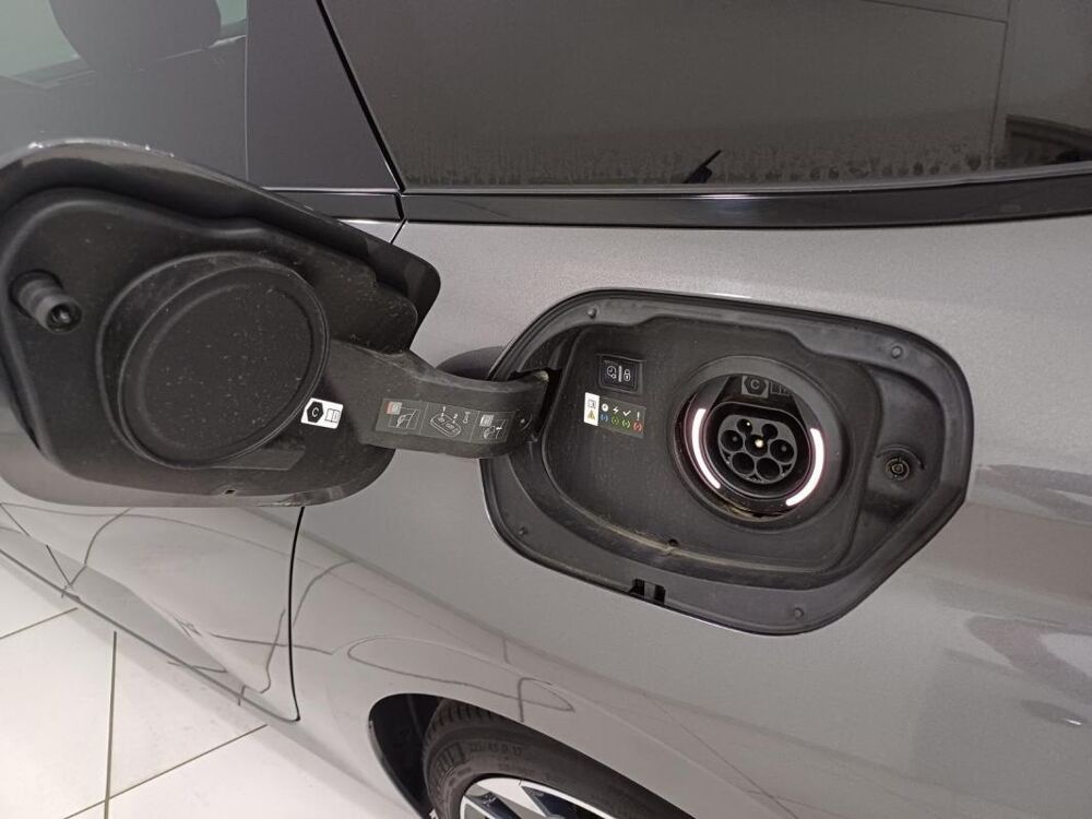 308 SW PHEV 180 E-EAT8 ALLURE PACK 2022 occasion 63300 Thiers
