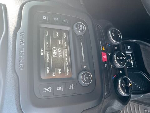 Renegade 1.4 MultiAir S&S 140 Longitude 2017 occasion 47200 Saint-Pardoux-du-Breuil