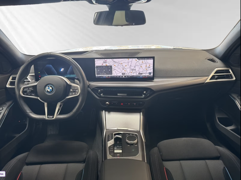 S&eacute;rie 3 330e xDrive 292ch M Sport - Toit ouvrant - Attelage - Cam 36 2024 occasion 69007 Lyon