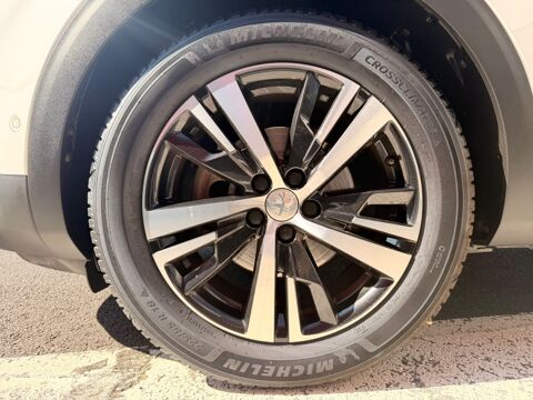 3008 1.2 PURETECH 130 S&S ALLURE 2017 occasion 63360 Gerzat