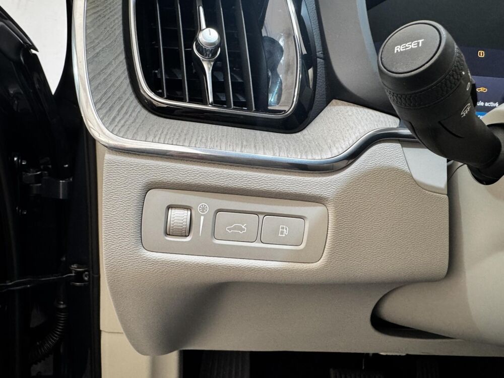 XC60 Recharge T8 390 Geartro 8 Inscription 2021 occasion 91580 &Eacute;tr&eacute;chy