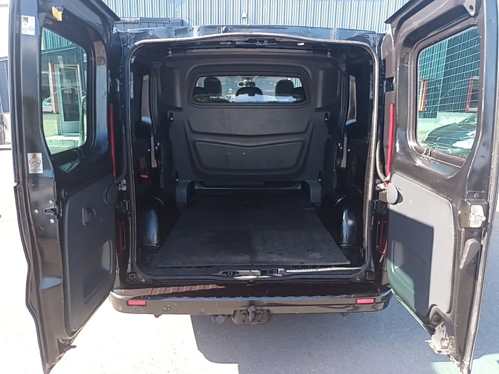 Vivaro 1.6 CDTI 115 L1H1 2.7 PACK CLIM + 2015 occasion 35210 Ch&acirc;tillon-en-Vendelais