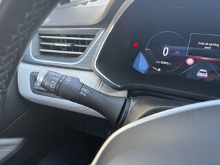 Captur Initiale Paris E-TECH Plug-in 160 2020 occasion 38370 Saint-Clair-du-Rh&ocirc;ne