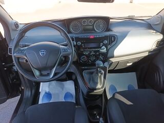 Ypsilon 0,9 TwinAir 85 ch Stop&Start Gold DFS 2011 occasion 35210 Ch&acirc;tillon-en-Vendelais