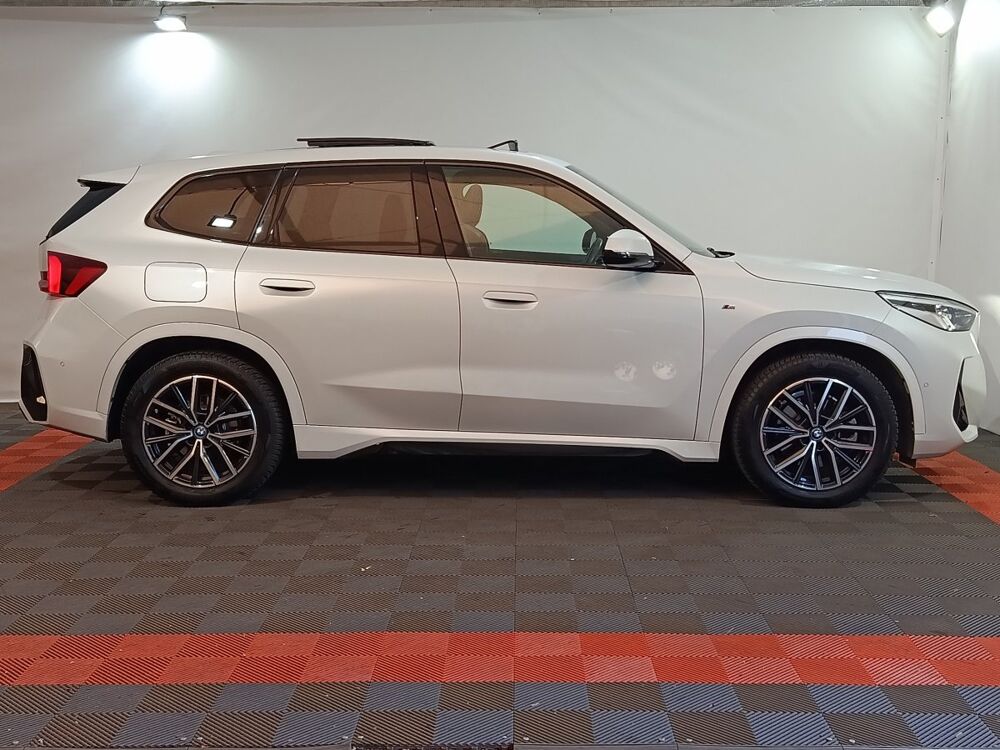 iX1 xDrive30 M Sport 2023 occasion 91580 &Eacute;tr&eacute;chy