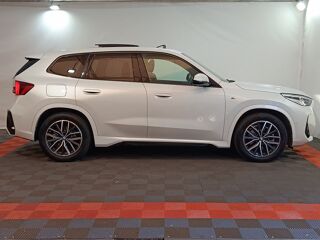 iX1 xDrive30 M Sport 2023 occasion 91580 &Eacute;tr&eacute;chy