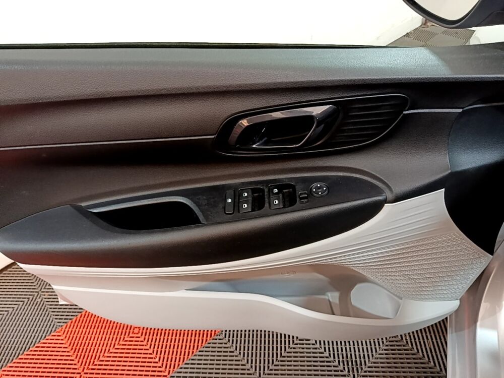 i20 1.0 T-GDI 100 HYBRID 48V INTUITIVE 2022 occasion 91580 &Eacute;tr&eacute;chy