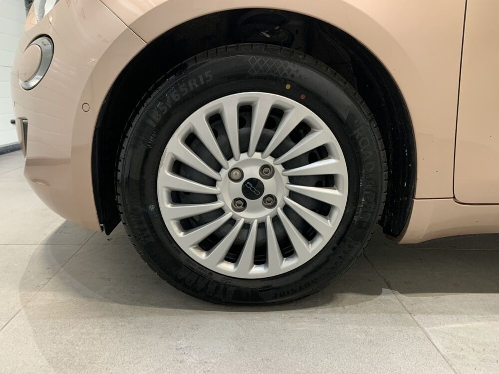 500 24kWh Pack Confort 2023 occasion 76360 Barentin