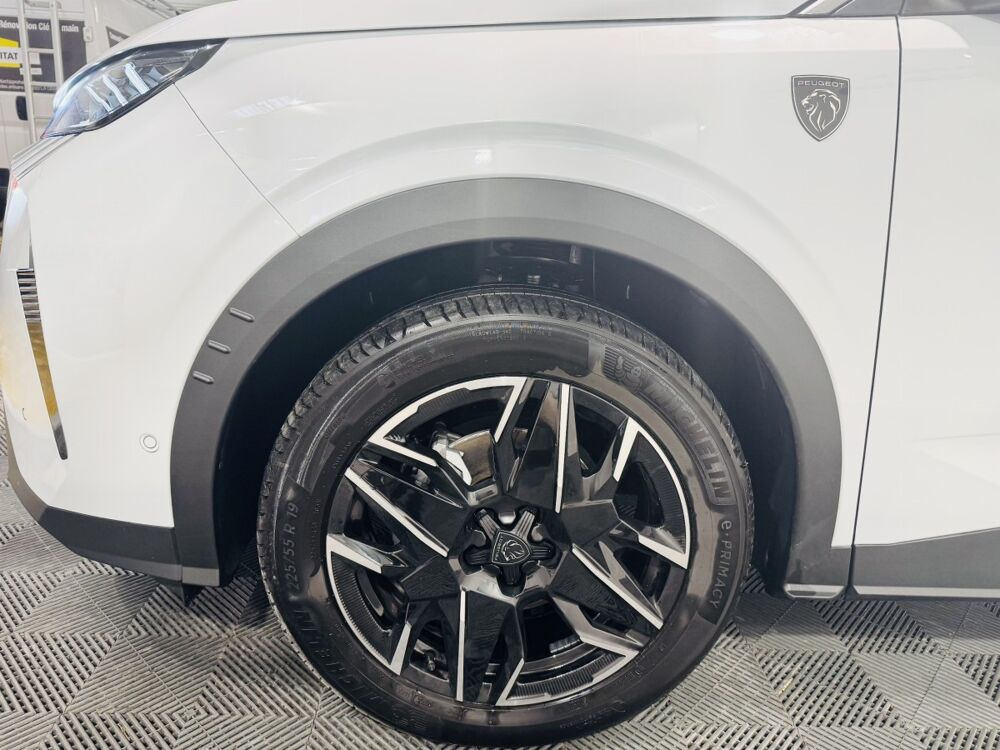 3008 1.2 HYBRID 145 E-DCS6 GT + ALCANTARA 2025 occasion 30220 Aigues-Mortes