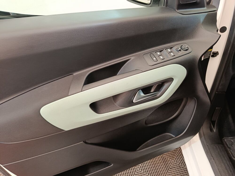 Berlingo Taille XL BlueHDi 130 S&S BVM6 Feel Pack 2021 occasion 91580 &Eacute;tr&eacute;chy