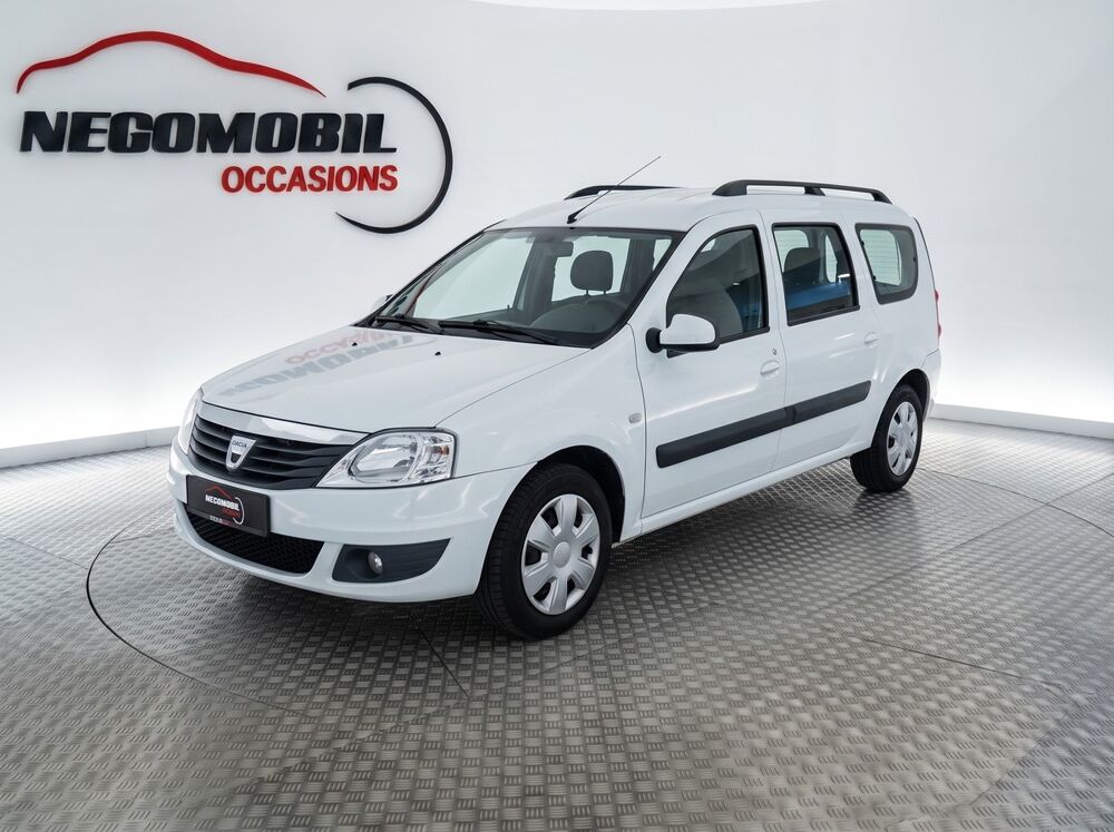 Logan Ambiance 1.6 MPI 5 places 2011 occasion 35210 Ch&acirc;tillon-en-Vendelais