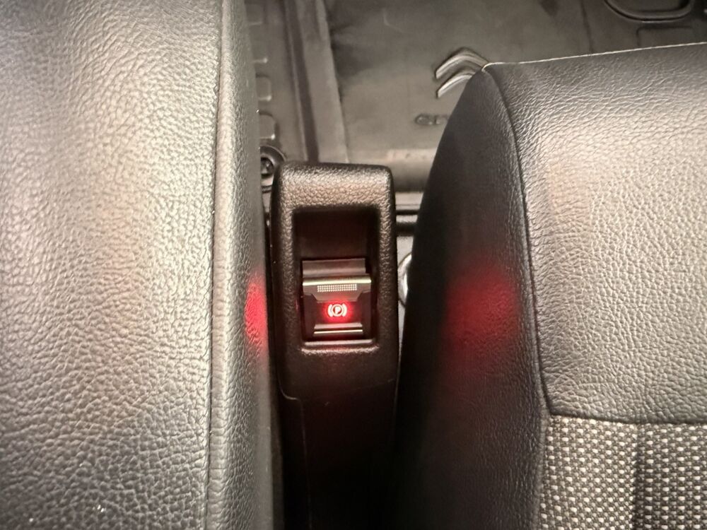 Jumpy Taille XS 100% &euml;lectric 50kWh Cityvan 2022 occasion 91580 &Eacute;tr&eacute;chy