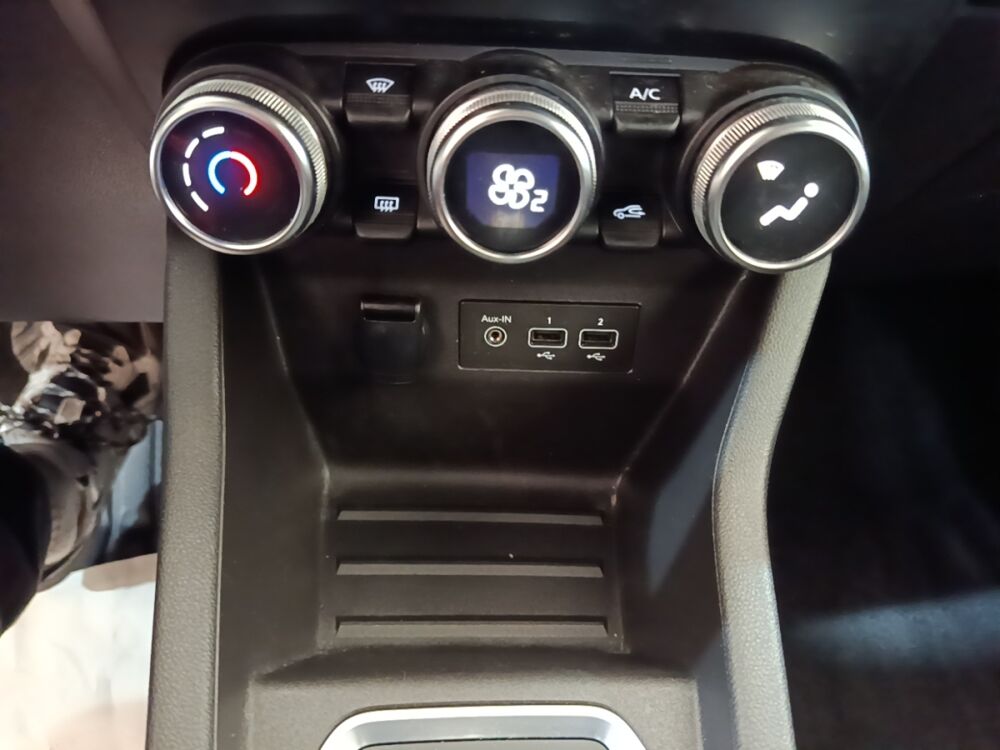 Clio Business E-Tech hybride 140 -21N 2022 occasion 91580 &Eacute;tr&eacute;chy