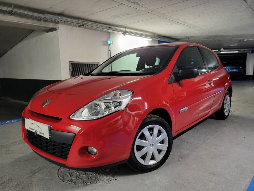 Clio Collection Zen 3 portes 1.2 16V 75 2014 occasion 93600 Aulnay-sous-Bois