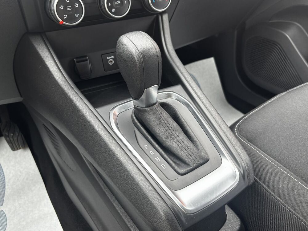 Captur Business Blue dCi 115 EDC DISTRIBUTION OK 2020 occasion 86440 Mign&eacute;-Auxances
