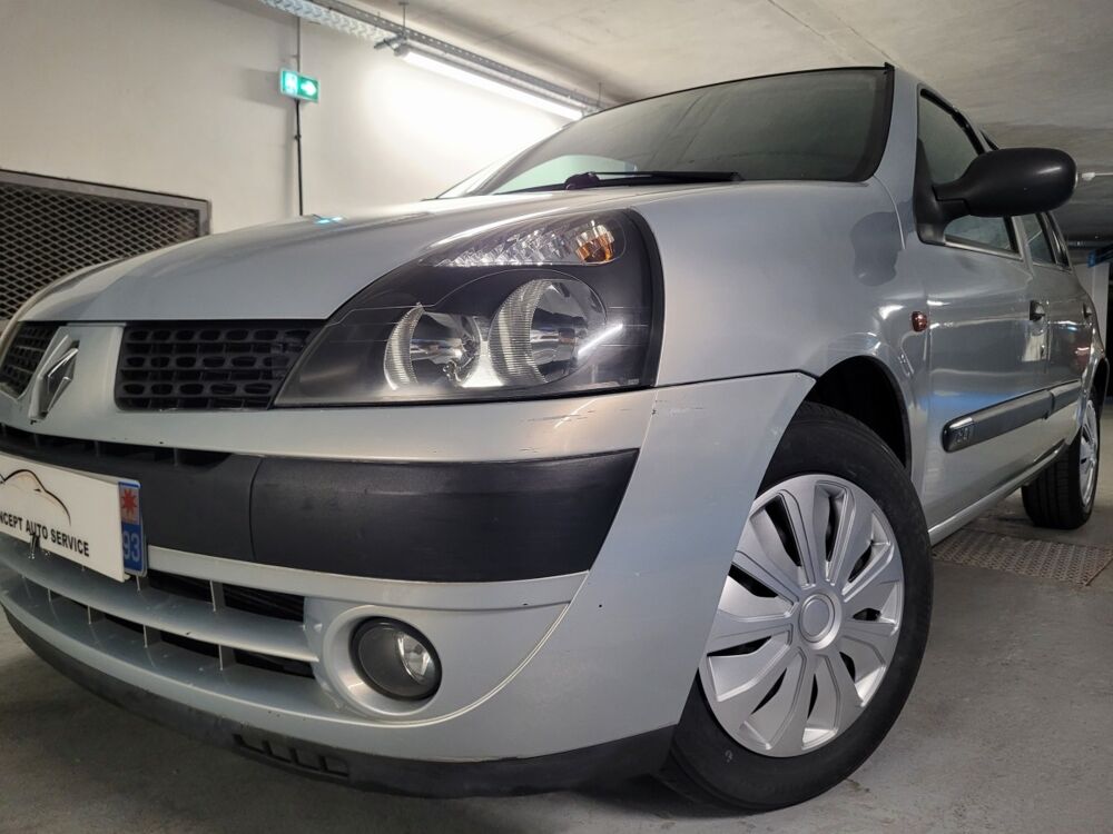 Clio Expression 1.5 dCi 65 2003 occasion 93600 Aulnay-sous-Bois