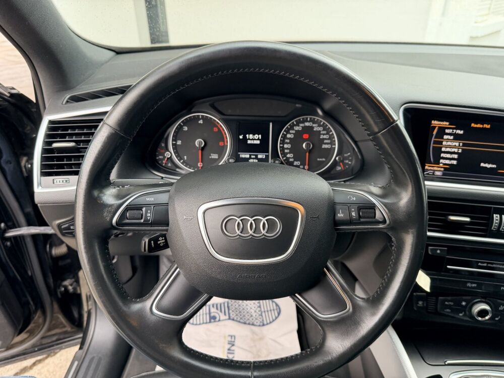 Q5 2.0 TDI 150 full black 2015 occasion 53210 Soulg&eacute;-sur-Ouette