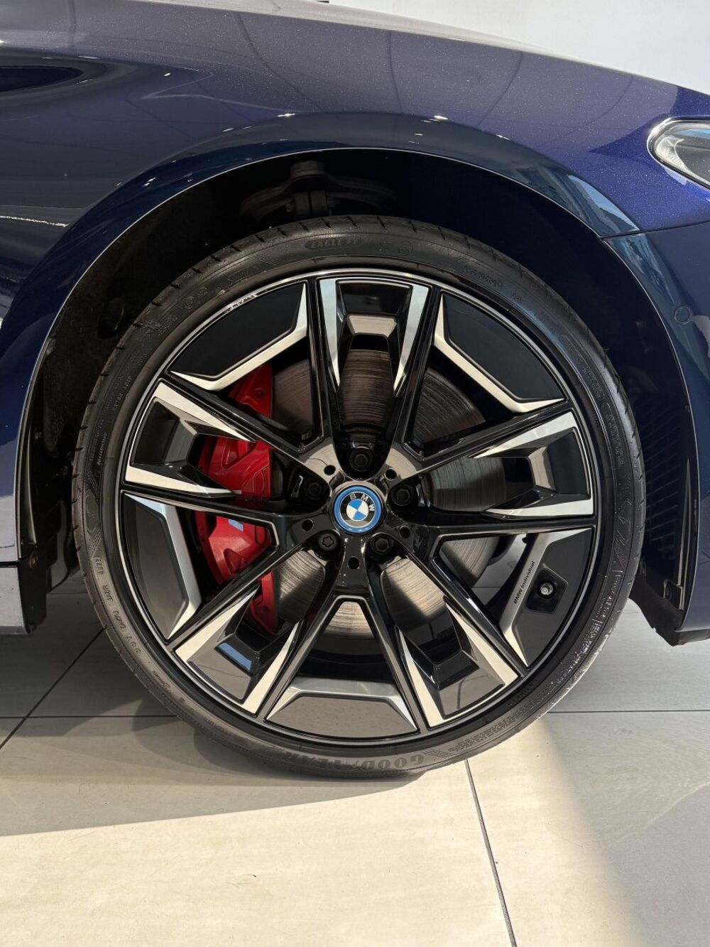 S&eacute;rie 5 545e xDrive 394ch M Sport BVA8 2023 occasion 38370 Saint-Clair-du-Rh&ocirc;ne