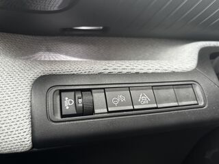 C3 Aircross Hybride 145 e-DSC6 MAX 7 places 2025 occasion 86440 Mign&eacute;-Auxances