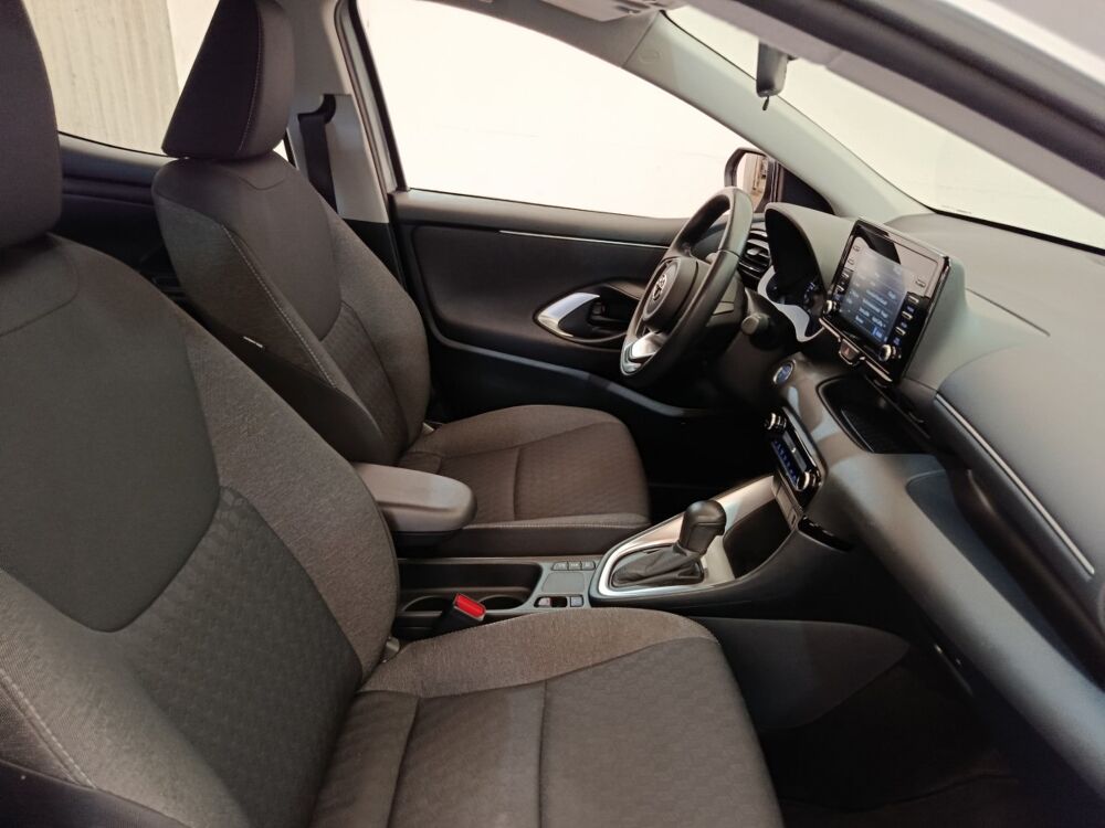 Yaris Hybride 116h Dynamic Business Beyond Zer 2022 occasion 91580 &Eacute;tr&eacute;chy