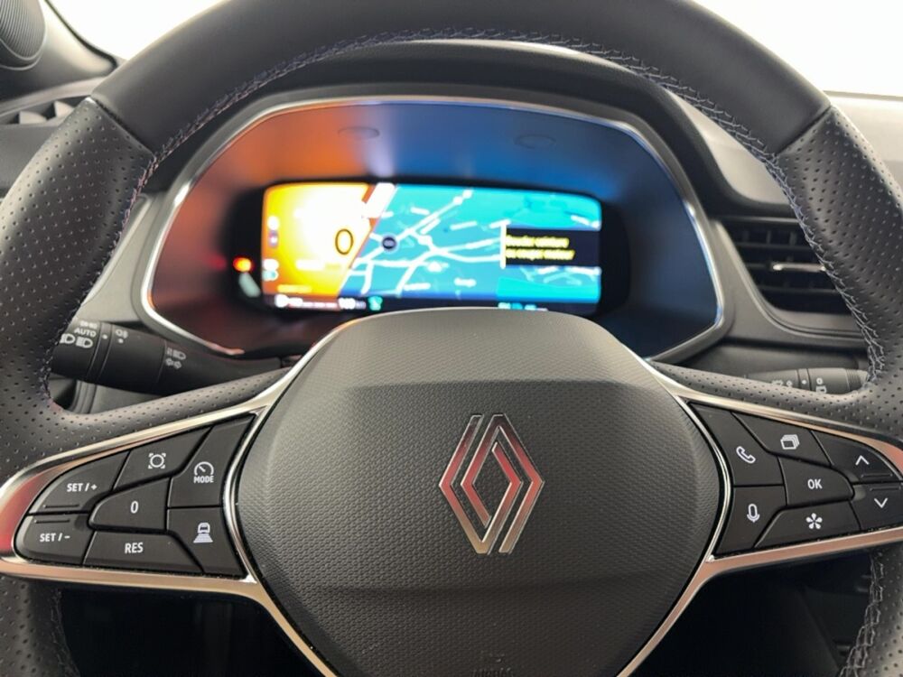 Symbioz techno E-Tech full hybrid 145 2024 occasion 86500 Montmorillon