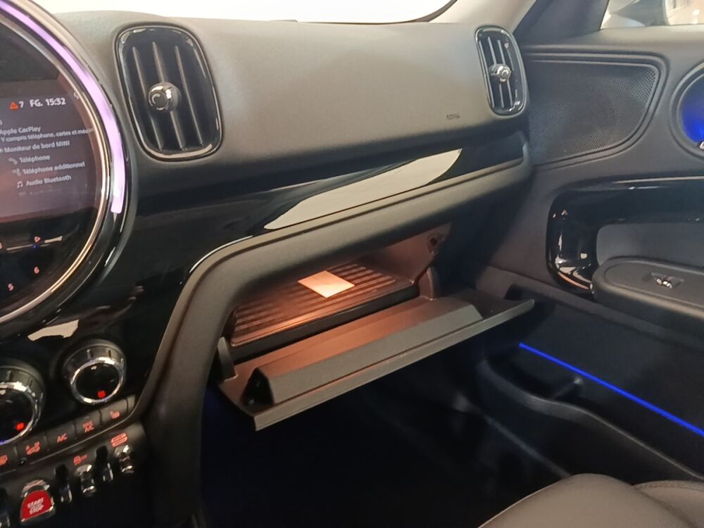 Countryman Cooper Essential 136 ch BVA7 2023 occasion 91580 &Eacute;tr&eacute;chy