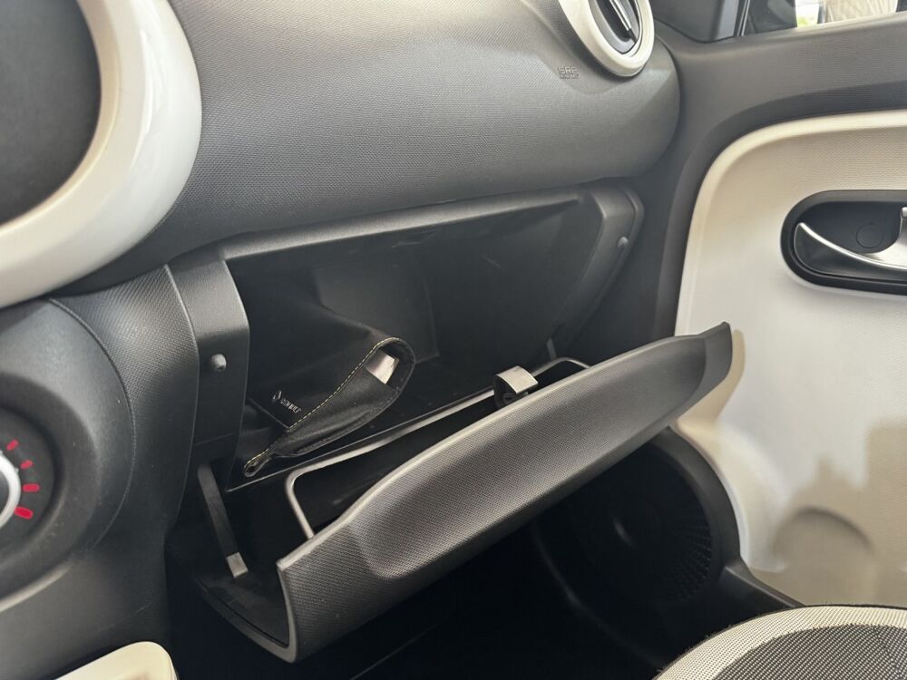 Twingo Intense Energy TCe 90 2016 occasion 91580 &Eacute;tr&eacute;chy