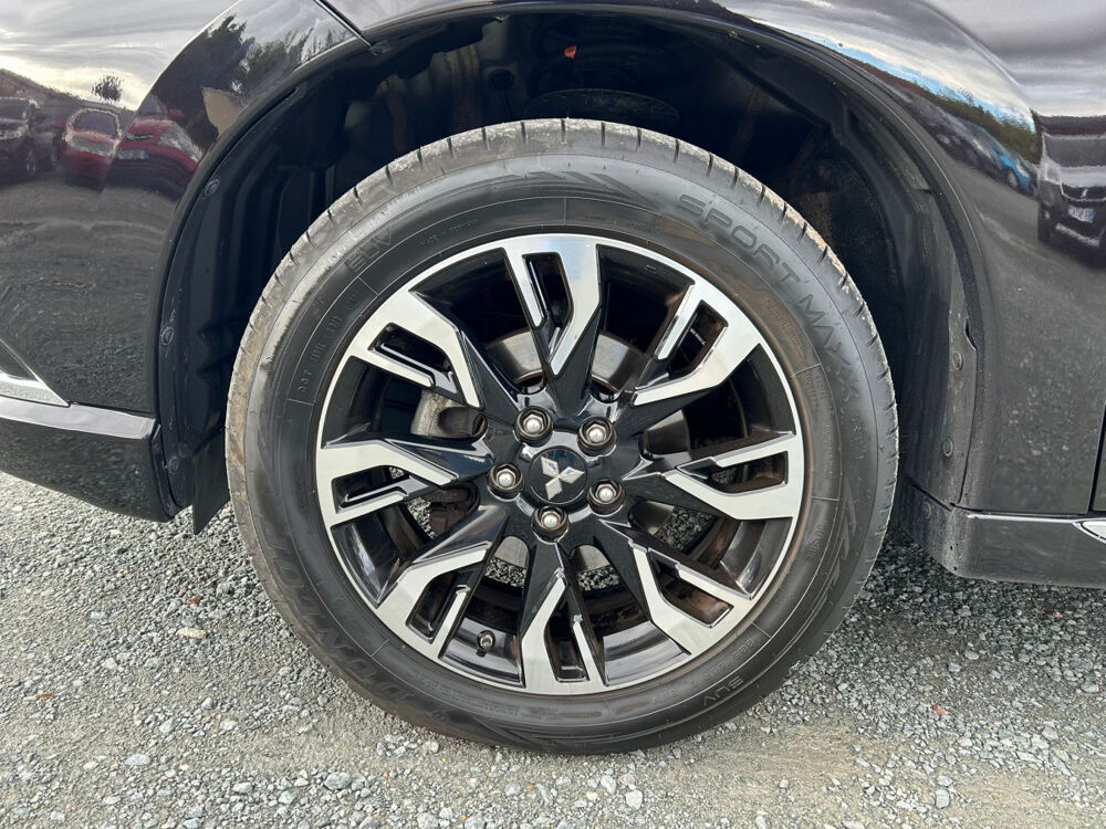 Outlander Hybride recharg Intense Style 4WD MY18 2018 occasion 42640 Saint-Germain-Lespinasse