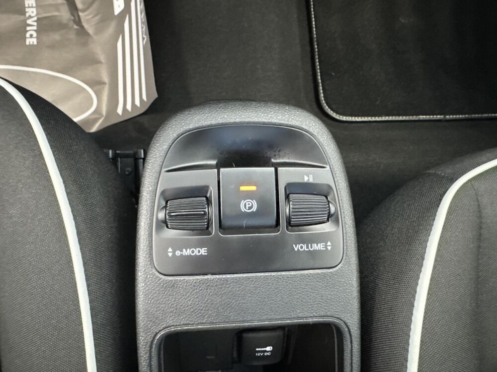 500 42kWh 2023 occasion 76360 Barentin