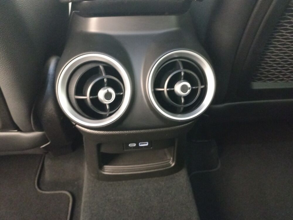Stelvio 2.2 TD 160 AT8 Sprint 2024 occasion 91580 &Eacute;tr&eacute;chy