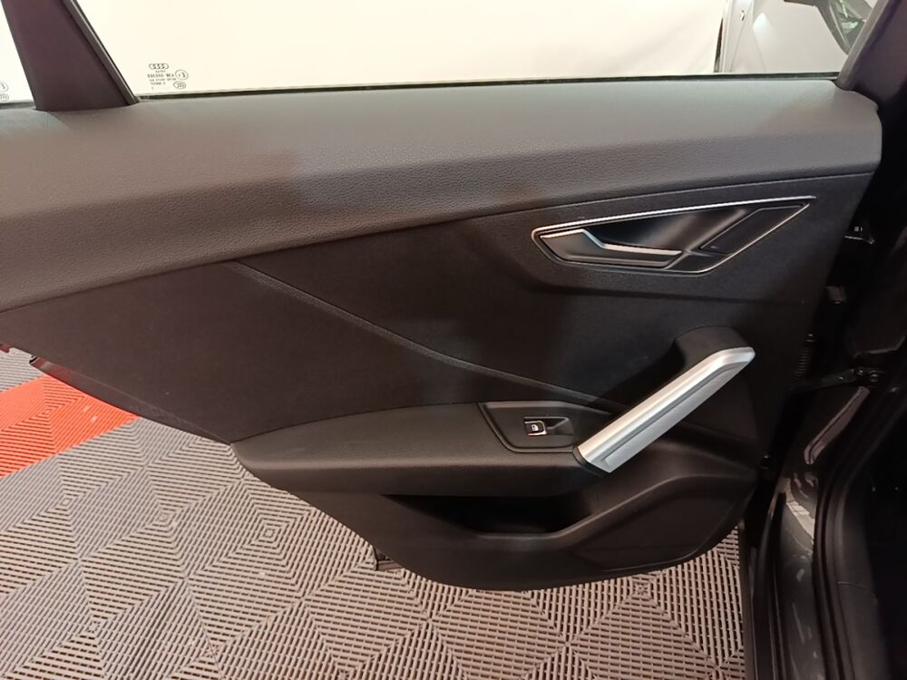 Q2 35 TFSI 150 S Tronic S Line 2021 occasion 91580 &Eacute;tr&eacute;chy