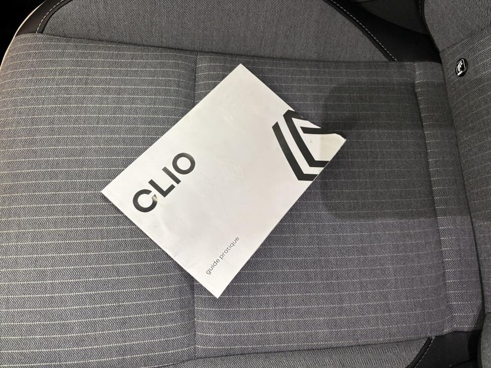 Clio Techno E-Tech full hybrid 145 -24 2024 occasion 86500 Montmorillon