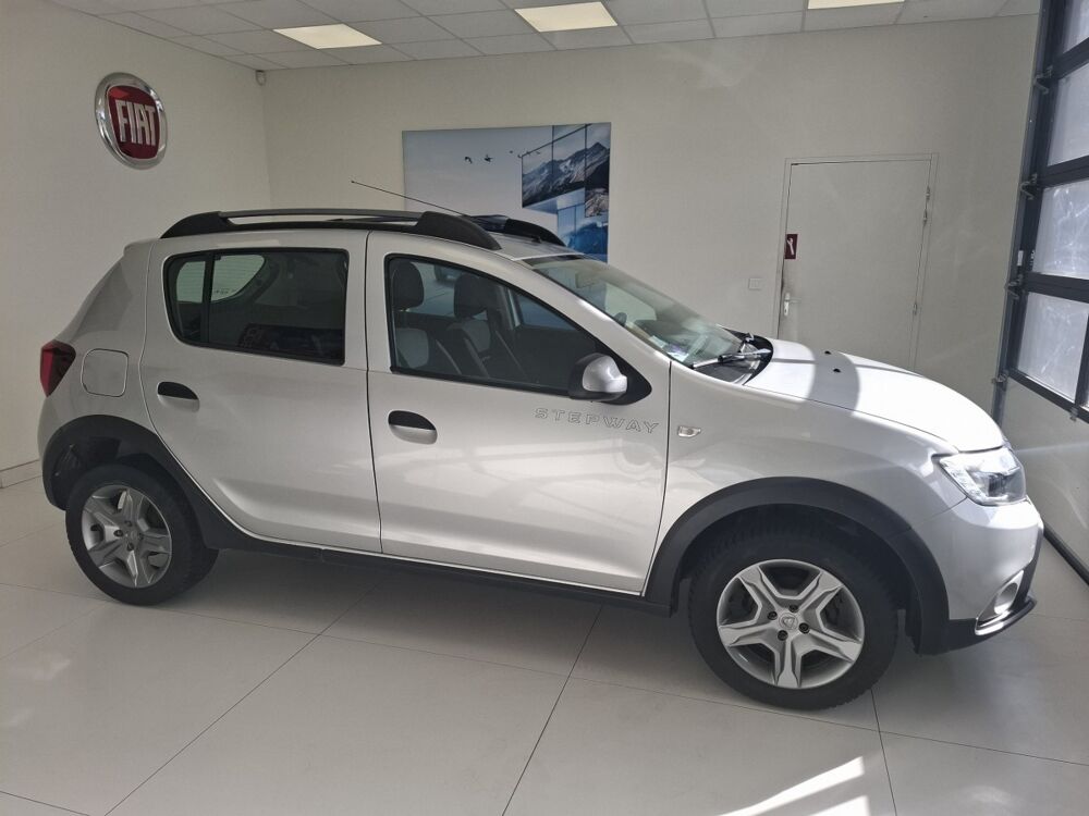 Sandero Stepway TCe 90 2017 occasion 76360 Barentin