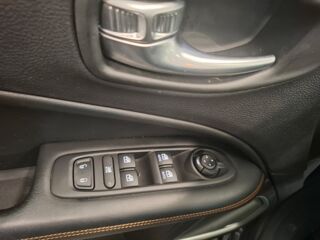 Compass 1.3 GSE T4 190 4XE LIMITED 2021 occasion 38550 Saint-Maurice-l'Exil