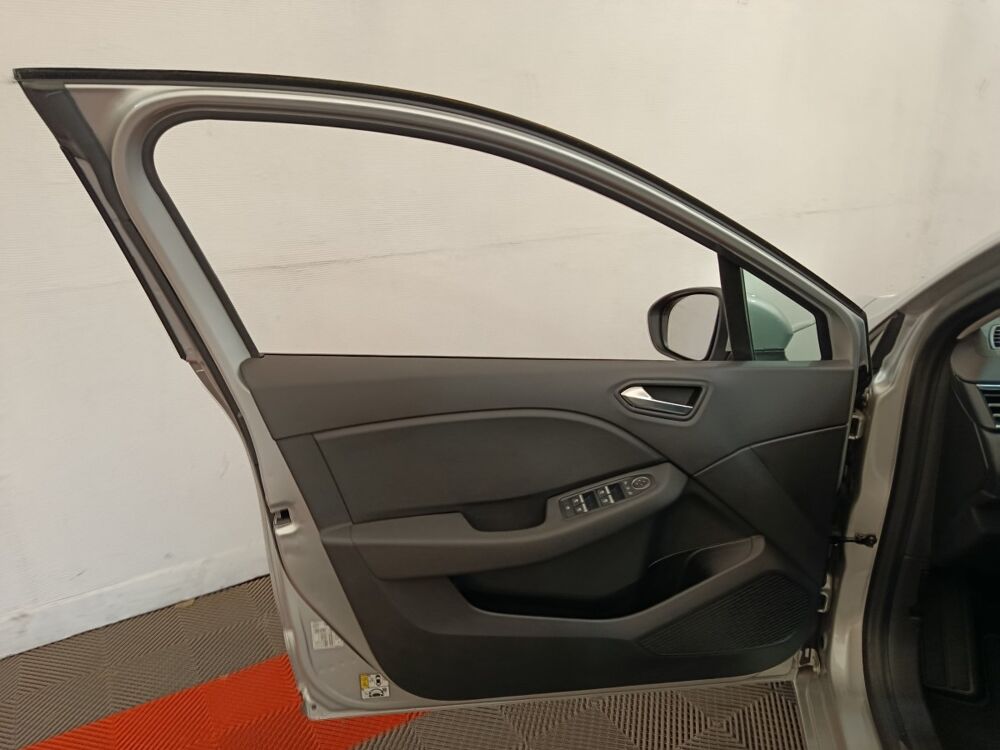 Clio Business TCe 100 - 20 2021 occasion 91580 &Eacute;tr&eacute;chy