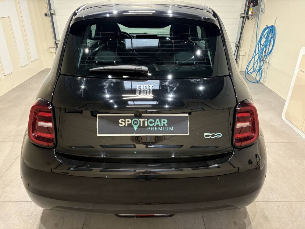 500 E 42kWh Pack Confort & Style 2023 occasion 76360 Barentin