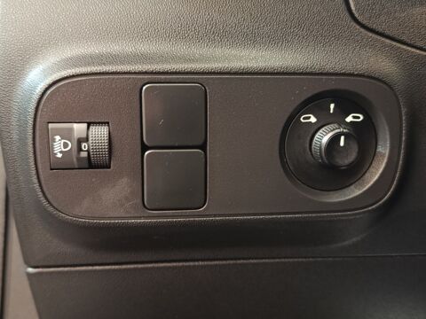 C3 PureTech 83 BVM PLUS 2024 occasion 91580 &Eacute;tr&eacute;chy