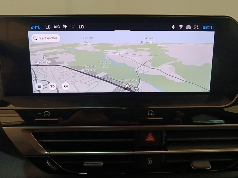 C4 X PureTech 130 S&S EAT8 Shine 2023 occasion 91580 &Eacute;tr&eacute;chy