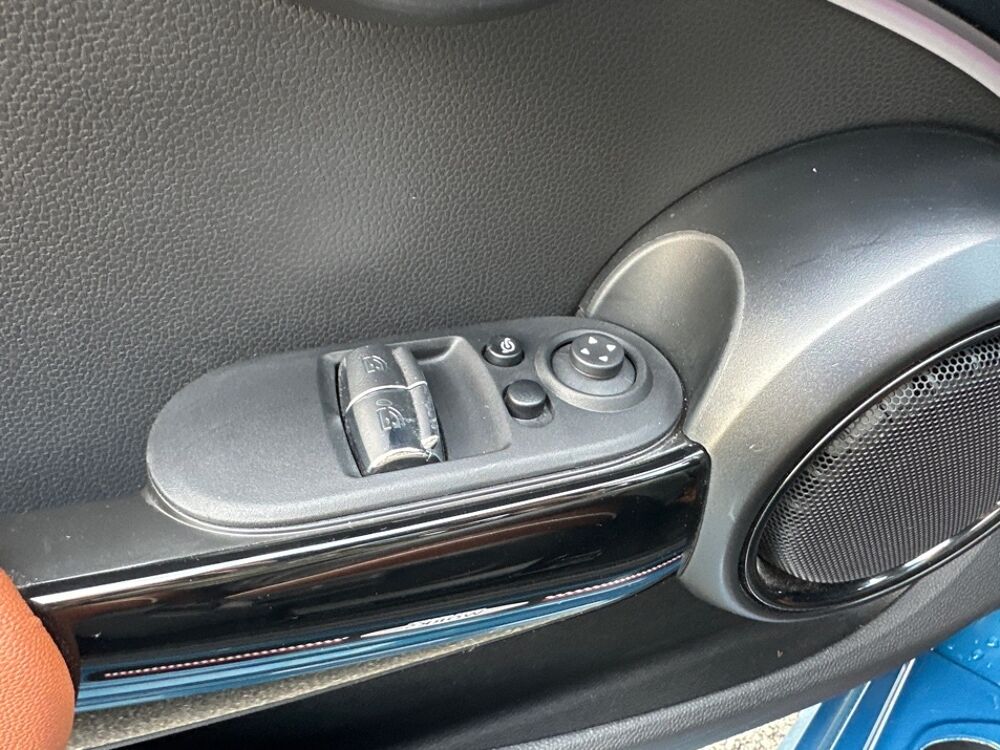 MINI COUPE John Cooper Works Premium Plus 231 BVA8 2023 occasion 40600 Biscarrosse