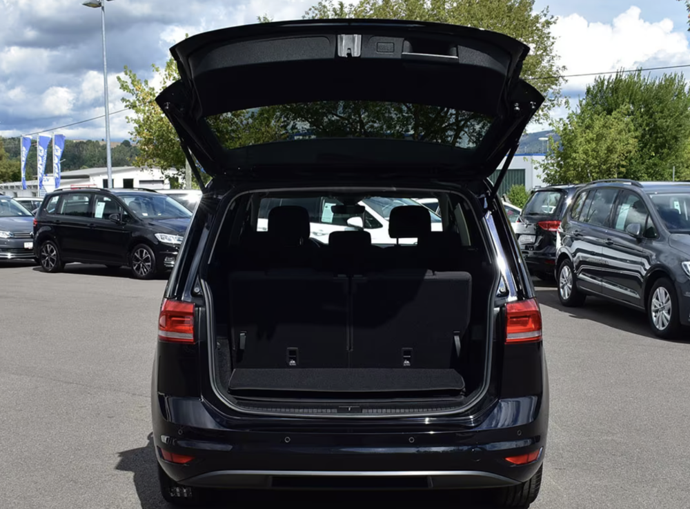 Touran 1.5 TSI 150 ch - 7 pl - Cam - Family packet - Autres mod&egrave;les 2023 occasion 69007 Lyon