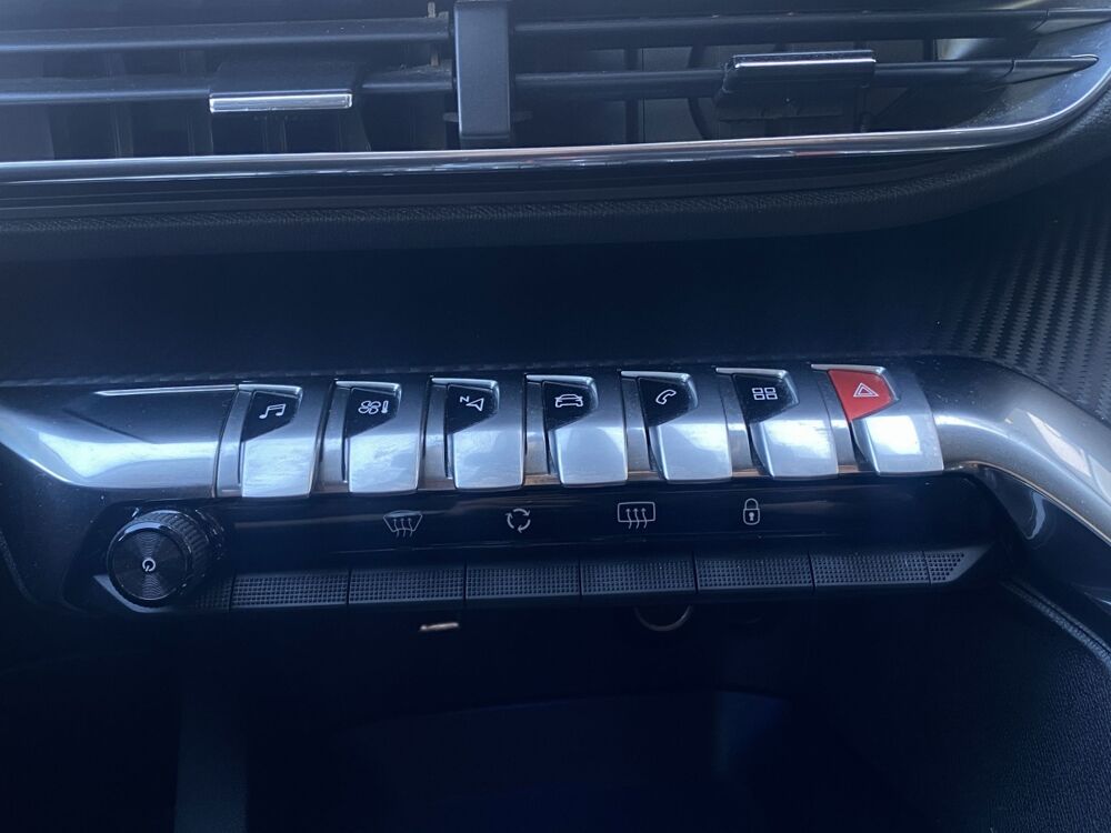 3008 PureTech 130 S&S EAT8 Active BUS 2021 occasion 30260 Quissac