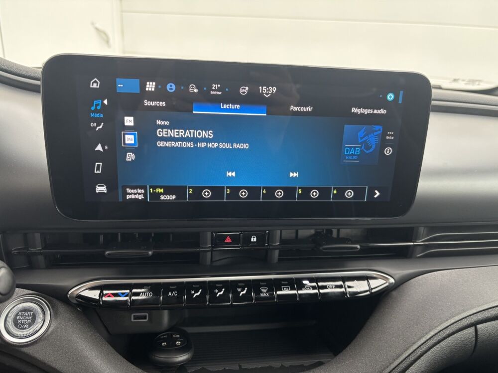 500 BEV 42KWH 2025 occasion 69330 Meyzieu