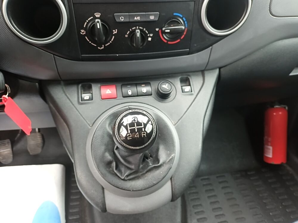 Partner 1.6 HDI 115 PACK CLIM NAV 120 L1 2015 occasion 35210 Ch&acirc;tillon-en-Vendelais
