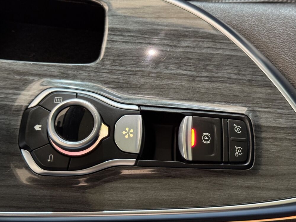 Espace Initiale Paris Energy Tce 200 EDC (5 pl) 2015 occasion 91580 &Eacute;tr&eacute;chy