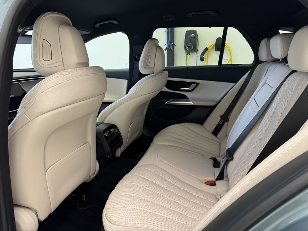 Classe E E 300 E AMG LINE AUTO 2024 occasion 76360 Barentin